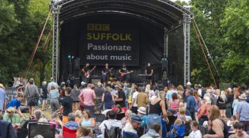 Crowd at Ipswich Music Day